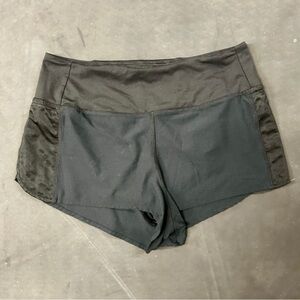 Rabbit 2.5” summit chaser shorts